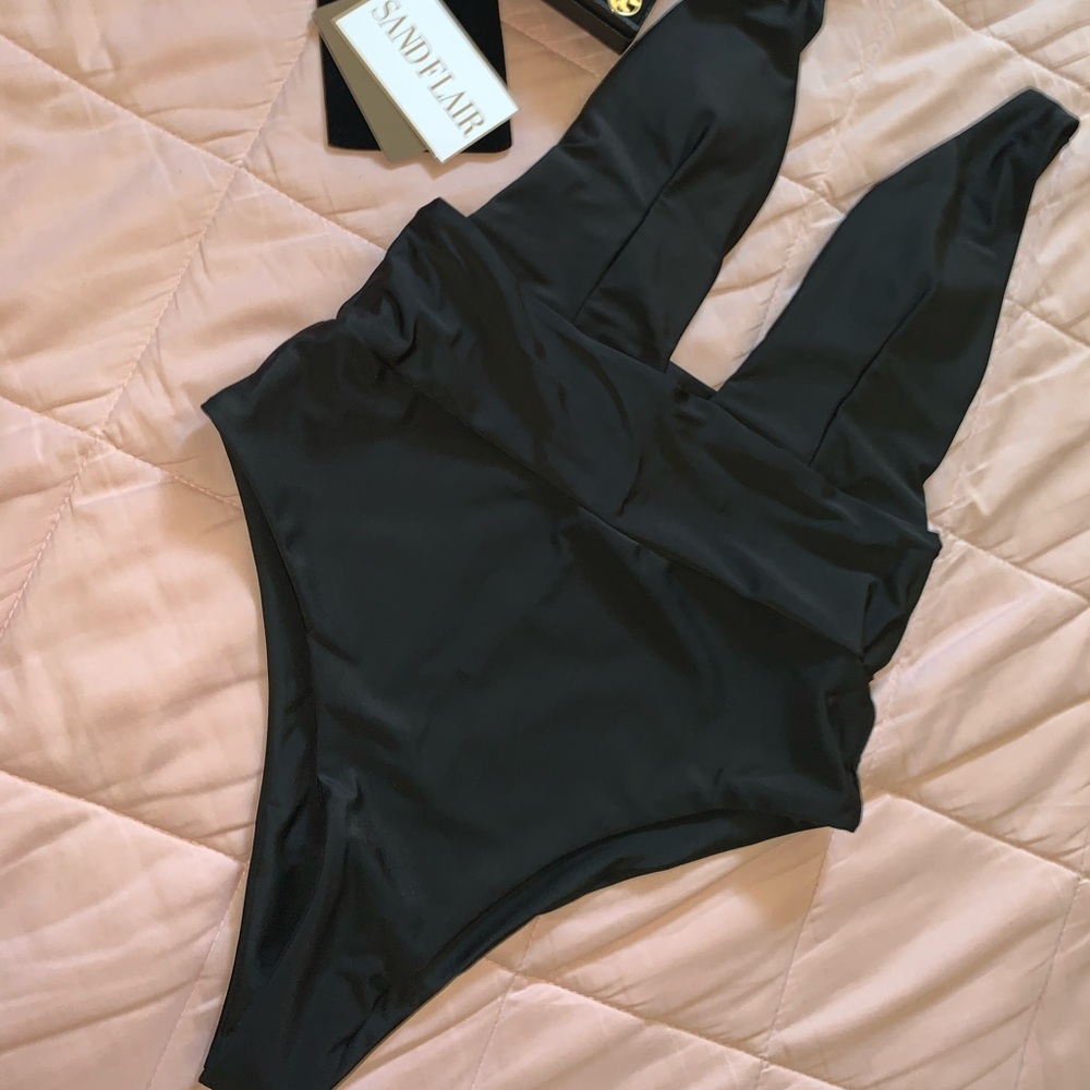 Bathing suit